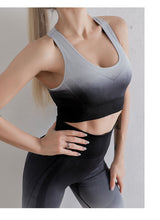 Load image into Gallery viewer, Ombré  Yoga Seamless Quick-Drying Breathable Outfit
