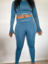 Load image into Gallery viewer, Sexy Firm Teal Yoga Set
