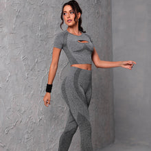 Load image into Gallery viewer, Seamless Knitted Sports Yoga Suit
